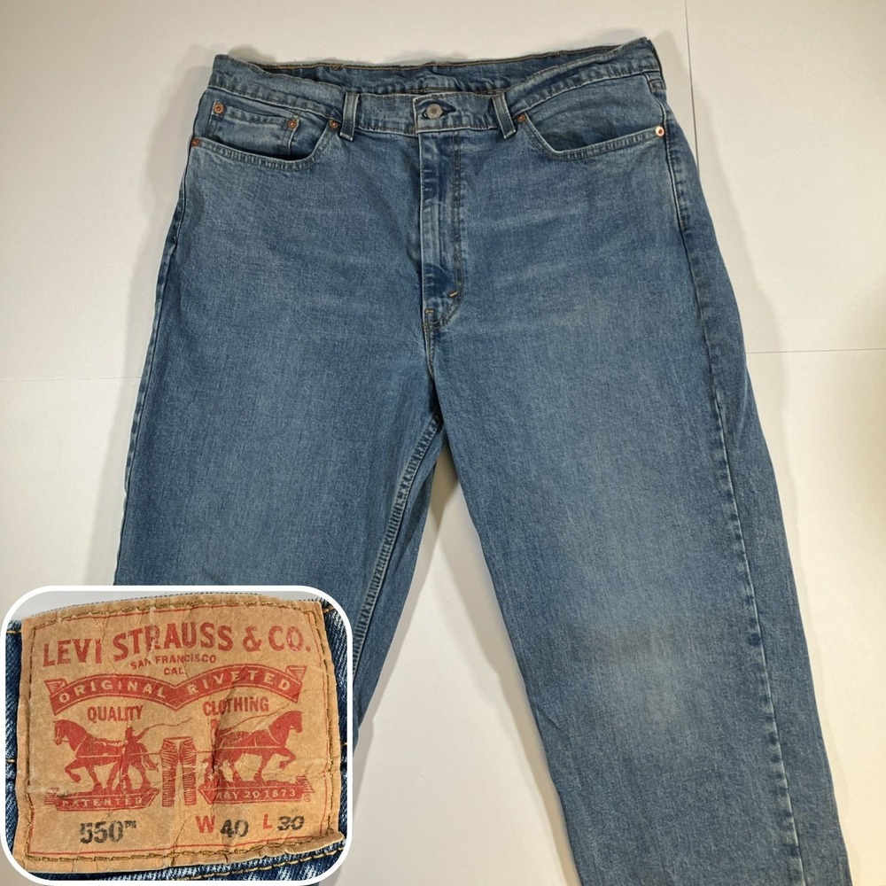 Levi's 550 Jeans Mens 40x30 Relaxed Fit Tapered‎ Medium Wash Stretch 38x30